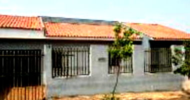 Casa Desocupada com 245 m² de Terreno em Apucarana/PR