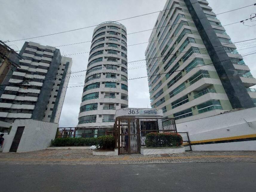 Apartamento com 4 vagas de garagem, 145m² útil