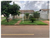 Casa com 2 quartos, 1 banheiro, 67m² construída, ocupada