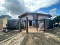 Casa espaçosa com 5 dormitórios e 3 banheiros