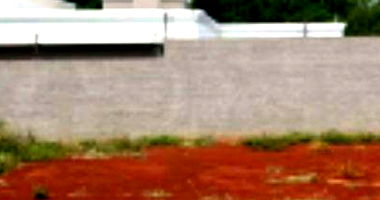 Imóvel Urbano Desocupado com Área Total de 300,61 m²