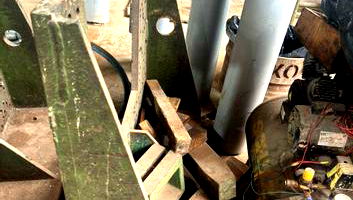 01 Cantoneira para Fixação de Mandrilhadora Usada