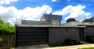 Casa Ocupada com 2 Quartos e Área Gourmet em Senador Canedo