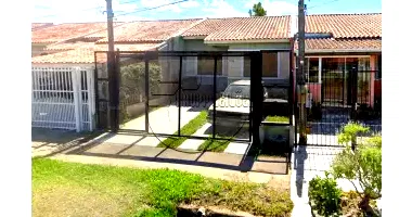 Casa em Porto Alegre com 135m²