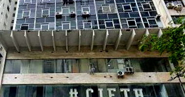 Sala Comercial com Vaga de Garagem em Avenida Central