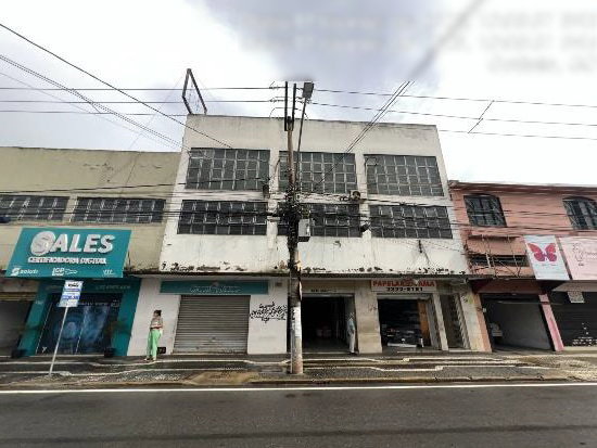 Prédio comercial com 1.021m² construídos, em Goiânia