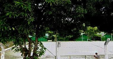 Terreno com 381m², lote 32, desocupado, ideal para construção