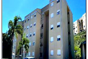 Apartamento com 2 Quartos e 1 Vaga em Caxias do Sul