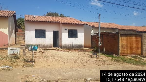 Casa em Loteamento com 2 Quartos e 1 Vaga