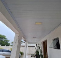 Casa moderna com 3 quartos, 4 banheiros e área construída de 350m²