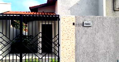 Casa com 2 quartos, 1 banheiro, 1 vaga e 60,68m² construída