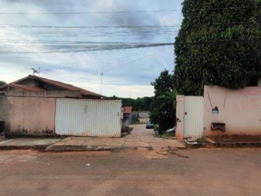 Casa com 59 m², 1 quarto, 1 banheiro, ocupada, ideal para investimento