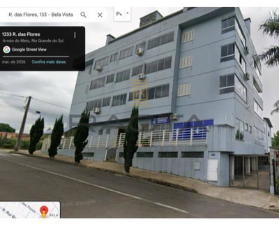 Box de Garagem em Condomínio com 14,66m²