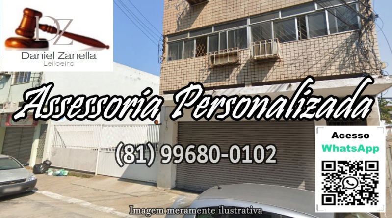 Sala Comercial no Centro de Maca - Oportunidade Única!