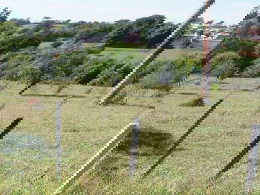 Área Rural Desocupada 4.512 m² com vocação comercial