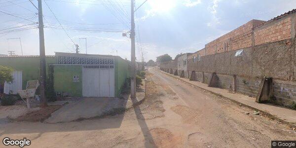 Casa com 2 quartos, varanda, área construída 51,95m², terreno 250m²