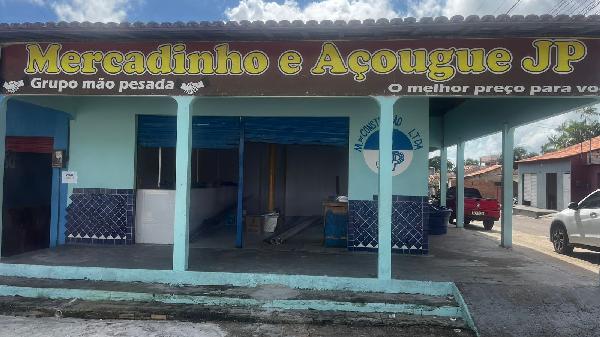 Casa com 2 Quartos e Área de Serviço em Santa Luzia do Pará