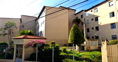 Apartamento com 2 quartos, 1 banheiro e 1 vaga