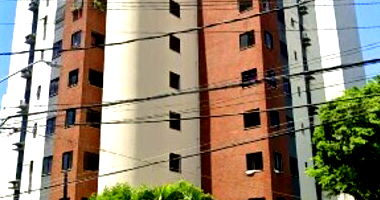 Apartamento 303 com 2 Vagas em Edifício Maranello
