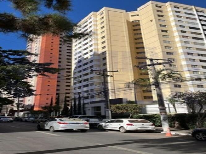 Apartamento com suíte, 2 quartos, 94m², Setor Bueno, Goiânia