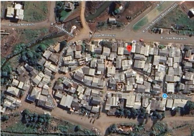 Imóvel urbano com 374,10m², 2 casas e infraestrutura completa