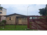 Duas Casas em Terreno Amplo de 360m² no Bairro Trinta e Cinco
