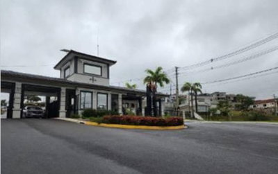 Lote em Condomínio Fechado com 371m²
