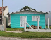Casa Ocupada na Avenida B em Capão da Canoa - RS