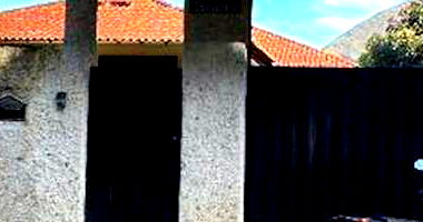 Casa com 2 quartos e 1 banheiro em Maricá/RJ