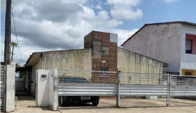 Casa residencial com 1 quarto e 1 banheiro, ocupada, 61.87m²