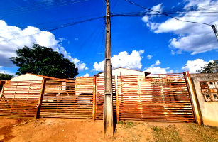 Casa Residencial em Valparaiso de Gois - Condomínio Mirage IV