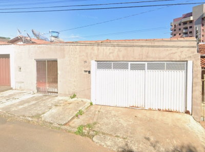 Imóvel residencial com 4 quartos e 150m² em Patos de Minas/MG