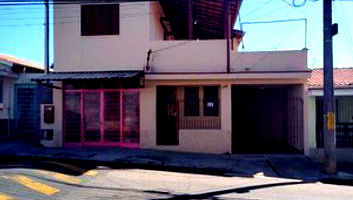 Casa com 145m² de área construída em São João da Boa Vista