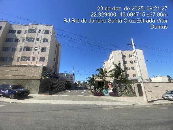 Apartamento com 2 quartos, 83m², 1 vaga