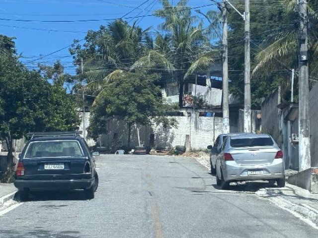 Casa com 49m², 1 quarto, 1 banheiro, área de serviço e lavabo