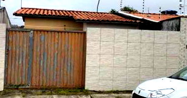 Casa padrão com 2 quartos, 1 banheiro, 1 vaga, 36,74m² construída