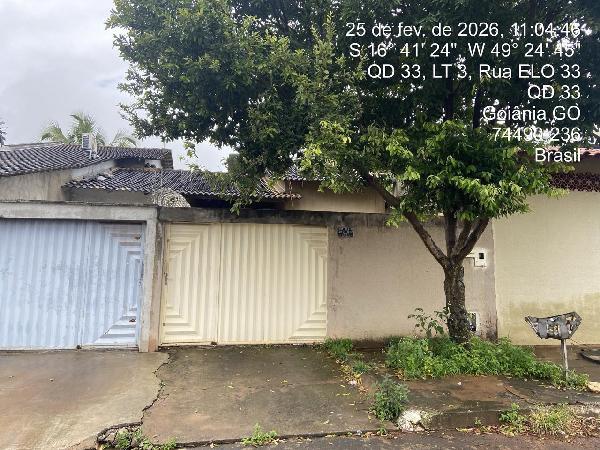 Casa com 3 Quartos e 2 Banheiros em Goiânia
