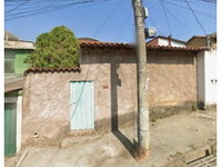 Casa em Leilão com 158m² de Terreno e 66m² Construída
