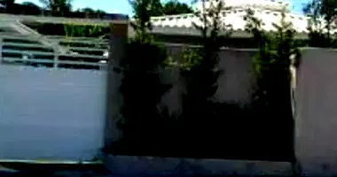 Casa padrão desocupada com 1 vaga e 116m² construída