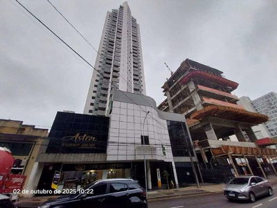 Loja Comercial Desocupada no Edifício Green Tower