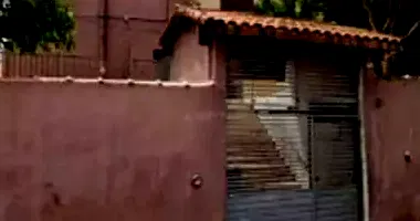 Apartamento 1º pavimento com 1 quarto, 1 banheiro, 39m², ocupado