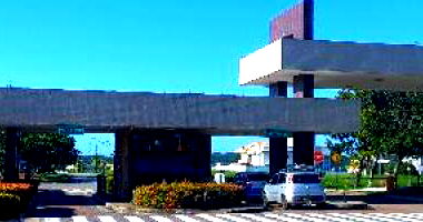 Casa em Parnamirim/RN com 5 Quartos