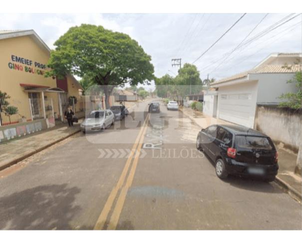 Casa com 2 quartos, 1 banheiro e 69,88m² construída