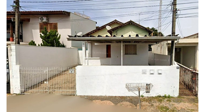3 Residências em Localização Privilegiada