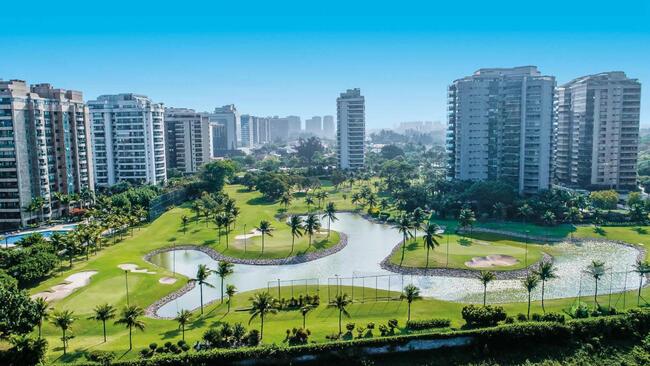 Apartamento 244m² com 3 Vagas na Barra da Tijuca
