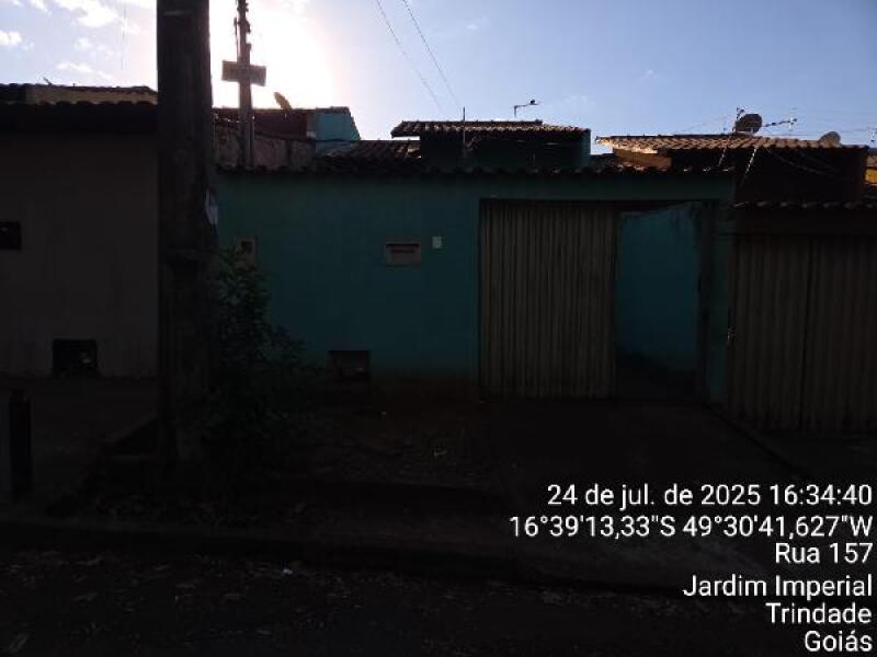 Casa com 65m² de área total em Trindade/GO