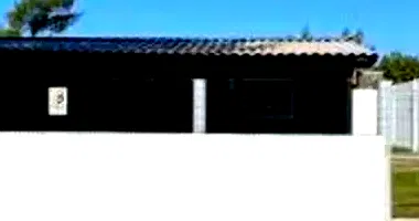 Casa em leilão com 3 quartos e 1 banheiro