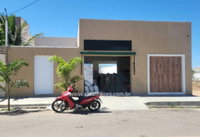 Casa em Tauá com 1 vaga e 1 banheiro