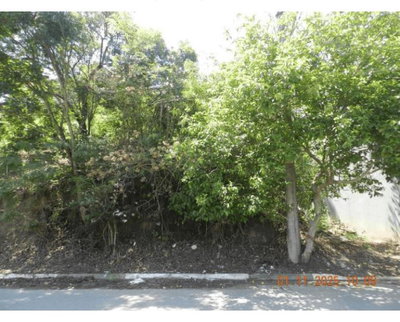 Terreno de 240m² em Santana de Parnaíba