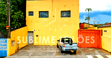 Terreno com salão comercial e residência, 2 quartos, 2 banheiros, 1 vaga